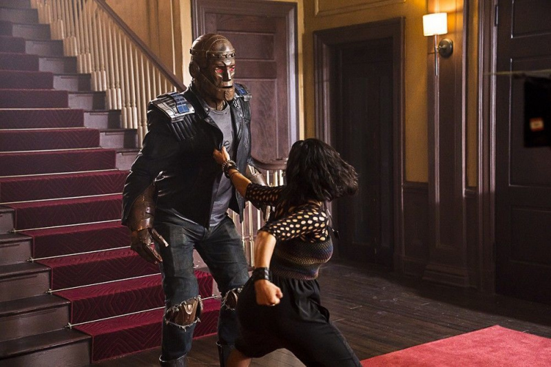 Robotman e Crazy Jane em Doom Patrol