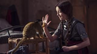 Sliktākā ragana TV šovs: Mildreds un mērkaķis.