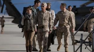 Film Viski Tango Foxtrot: Stseen 3