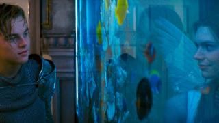 Filmul Romeo + Julieta: Scena # 1