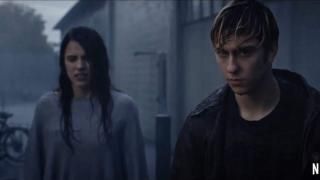 فيلم مذكرة الموت: ميا والضوء