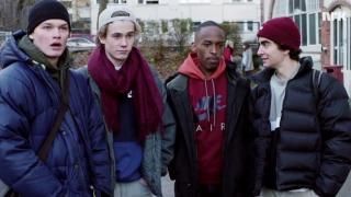 SKAM (skam) tv-show: Gutterne tjekker pigerne