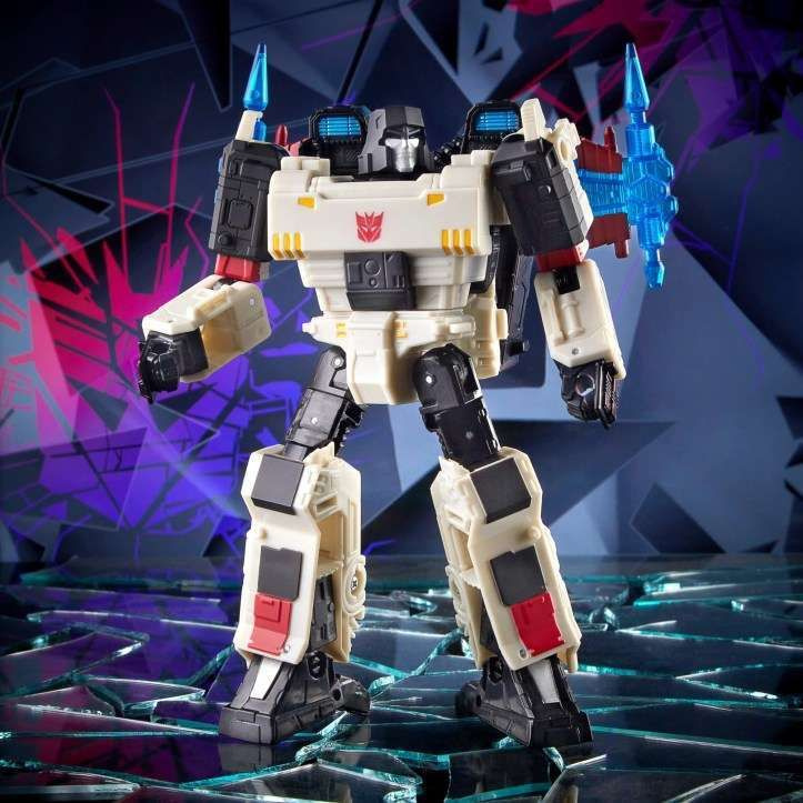 „Hasbro Transformers“ sudaužė stiklo megatroną