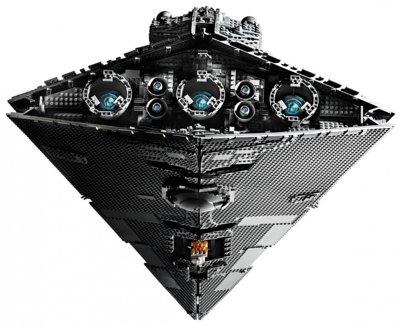LEGO Imperial Destroyer dahinter