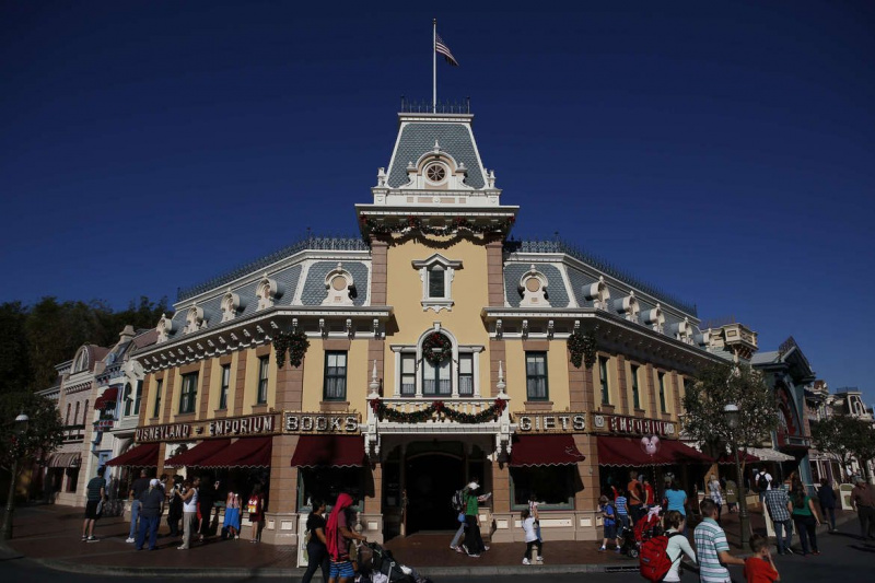 Theme Park News: Mitä nyt tapahtuu, kun Disneyland on lopettanut vuosiliput?
