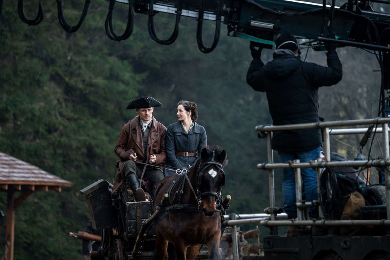 Claire e Jamie se preparam para o primeiro olhar da sexta temporada do Outlander, com o início da produção na Escócia