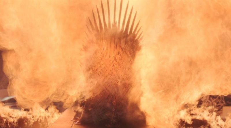 Le trône de fer de Game of Thrones fait fondre le feu