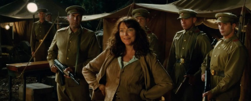 Indiana Jones ir krištolo kaukolės karalystė- Karen Allen kaip Marion Ravenwood