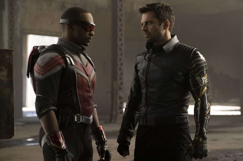 Sam Wilson (Anthony Mackie) en Bucky Barnes (Sebastian Stan)