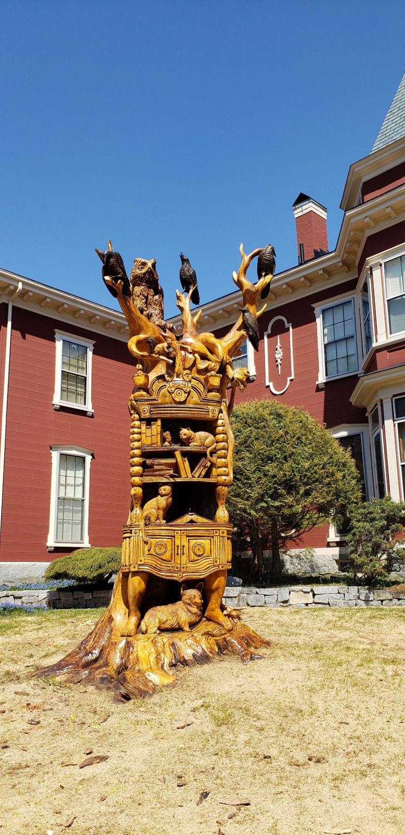 Escultura de árvore de Stephen King