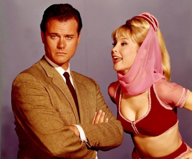 Κοιτώντας πίσω στο I Dream of Jeannie