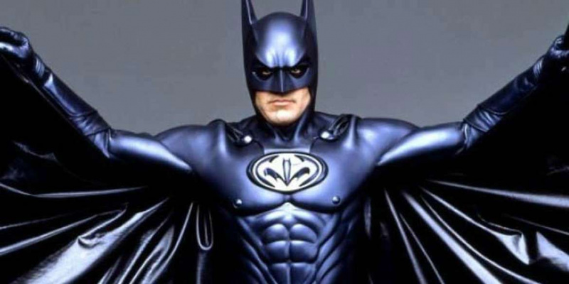 Santo aréola, Batman: Por que Batman Forever deu mamilos ao Cavaleiro das Trevas?
