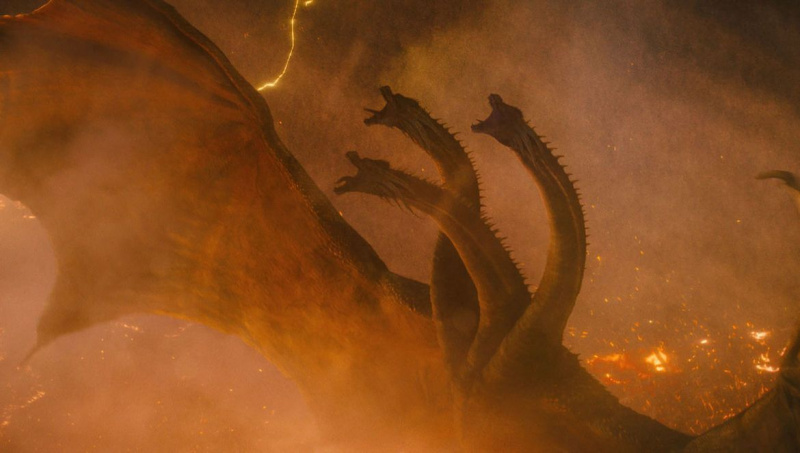 Ghidorah ajalugu, Godzilla konkurent koletiste kuninga tiitlile