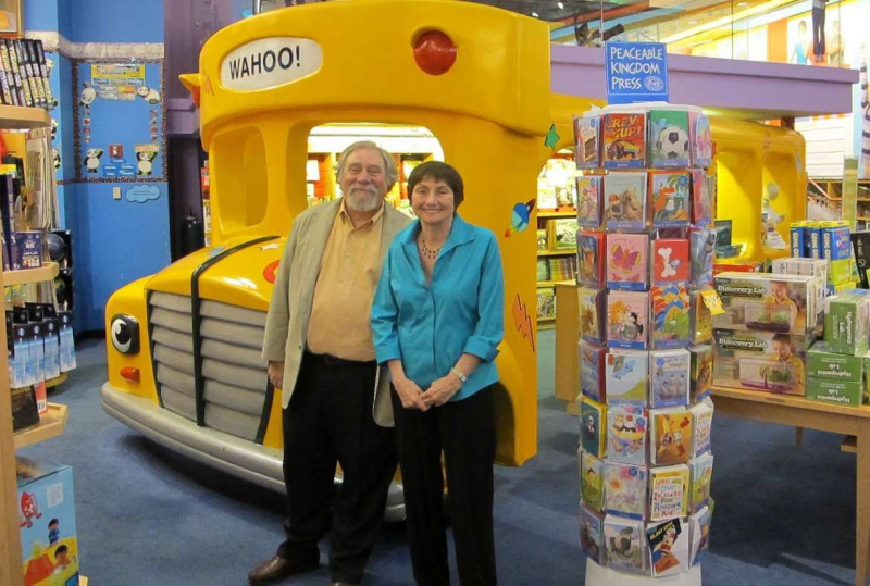 „Magic School Bus“ autorė Joanna Cole mirė sulaukusi 75 metų