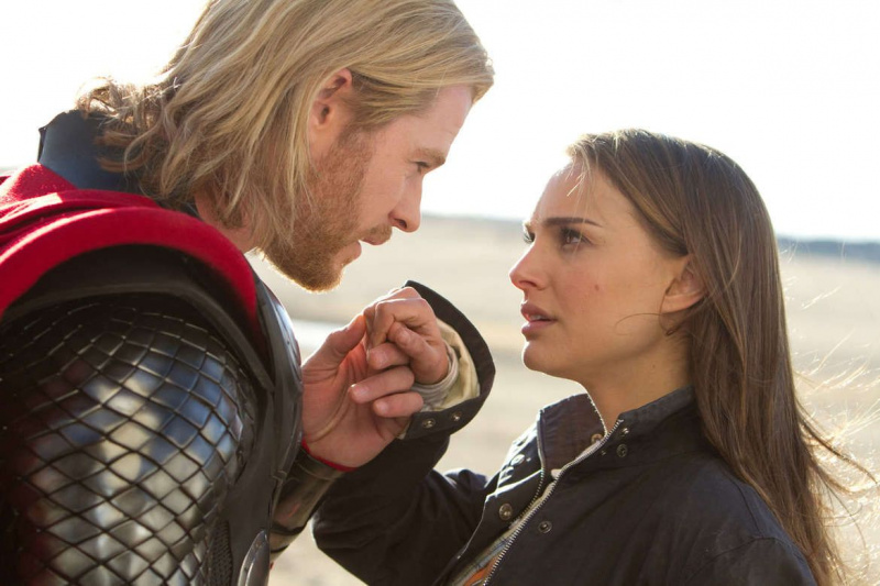 Natalie Portman hämmert den mächtigen Thor: Love and Thunder Plotdetails