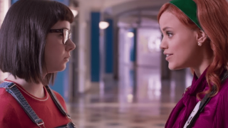 Daphne & Velma Film: Velma & Daphne mødes i gymnasiet