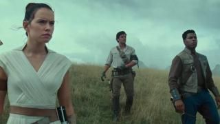 Tähesõjad: Episood IX: Skywalkeri tõus Film: Rey, Poe ja Finn