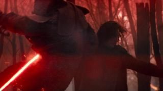 Star Wars: Episodio IX: The Rise of Skywalker Película: Kylo Ren corta a alguien con un sable de luz