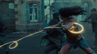 Wonder Woman-film: Wonder Woman bruger Lasso of Truth