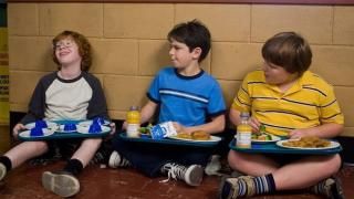 Diario de una película de Wimpy Kid: Fregley, Greg y Rowley almuerzan