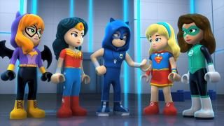 Lego DC SuperHero Girls: Super-Villain High Movies: Heroes and a Coach