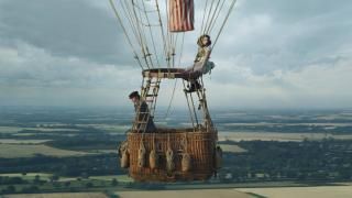 Филмът „Аеронавти“: Джеймс Глейшър и Амелия Рен в метеорологичния си балон