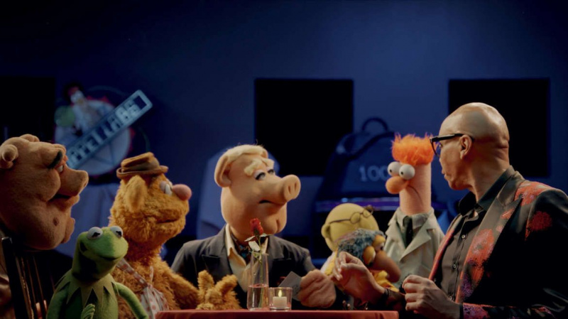 Gonzo de Muppets Now es tan destructivo como siempre, dice que los Muppets necesitan un mejor seguro