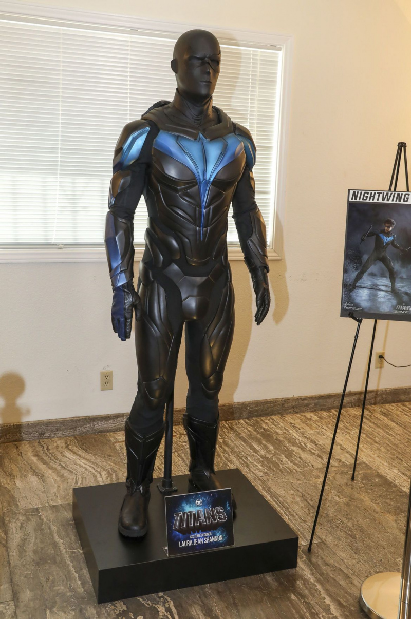 „Nightwing Titans“ kostiumas 1