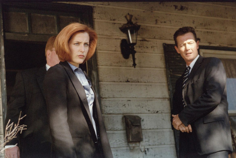 scully-e-doggett.jpg