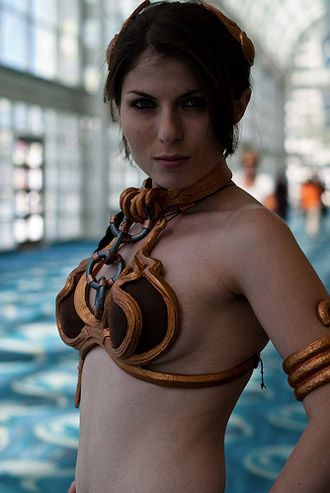 20 страхотно горещи костюми на Slave Leia (леко NSFW)