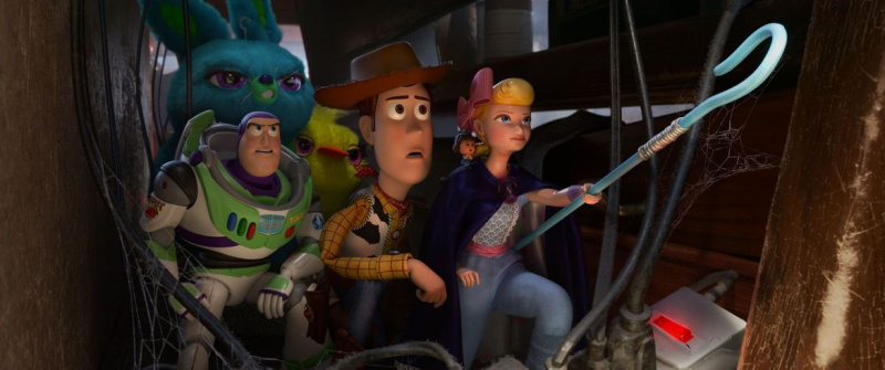 Радостта и ужасът от несъвършенството в Toy Story 4
