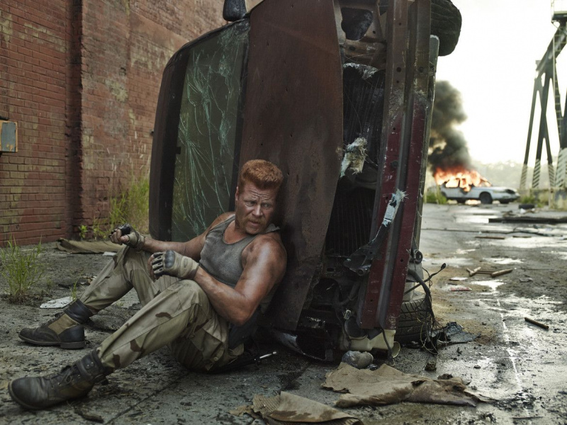 la-et-st-the-walking-dead-michael-cudlitz-on-another-mean-street-20141107.jpg